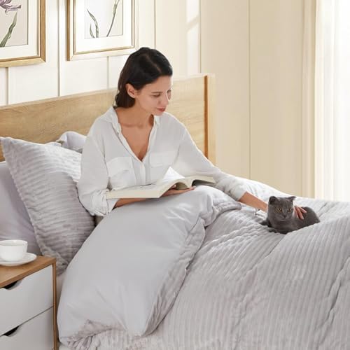 Hearth Harbor Premium Flannel Duvet Cover Set - Silver Gray