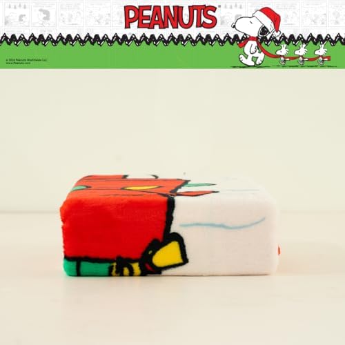 Franco Peanuts Snoopy Holiday Throw 40x50 Inches