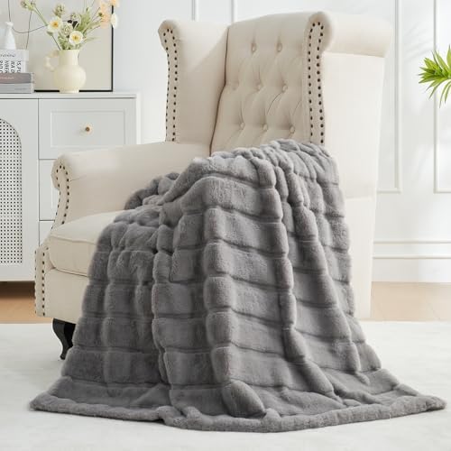 Cozy Bliss Faux Fur Throw Blanket Grey 50x60 Inches