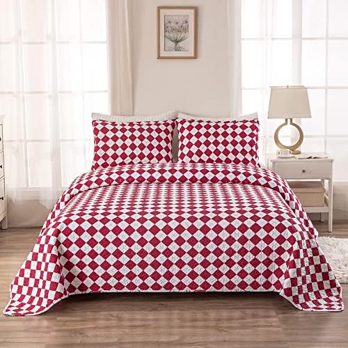 Christmas Queen Quilt Set with Reindeer Print and Pillowcases