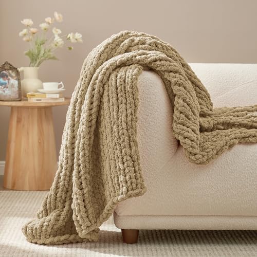 Amlie Home Chunky Knit Throw Blanket for Couch 40x50 Beige