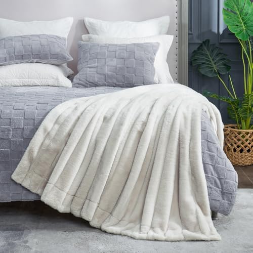 Cozy Bliss Faux Fur Throw Blanket - 50x60 Inches Beige