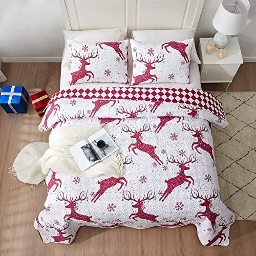 Christmas Queen Quilt Set with Reindeer Print and Pillowcases